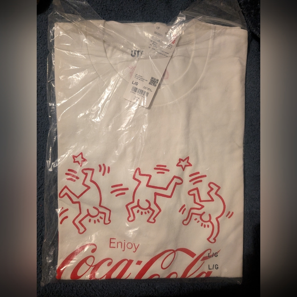 Uniqlo Keith Hairin X Coca-Cola Tshirts